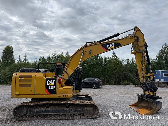 Grävmaskin CAT 323FL 6 of 27