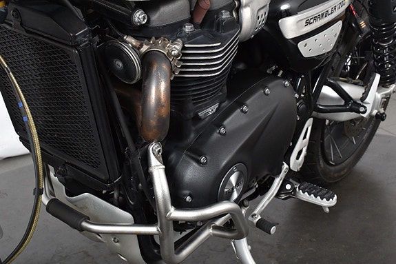 Triumph Scrambler 1200 XE ABS Nyservad 12 of 21