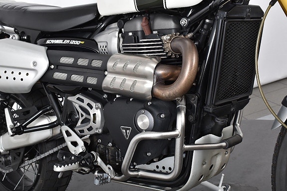 Triumph Scrambler 1200 XE ABS Nyservad 13 of 21