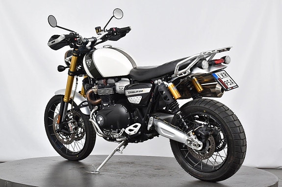 Triumph Scrambler 1200 XE ABS Nyservad 4 of 21
