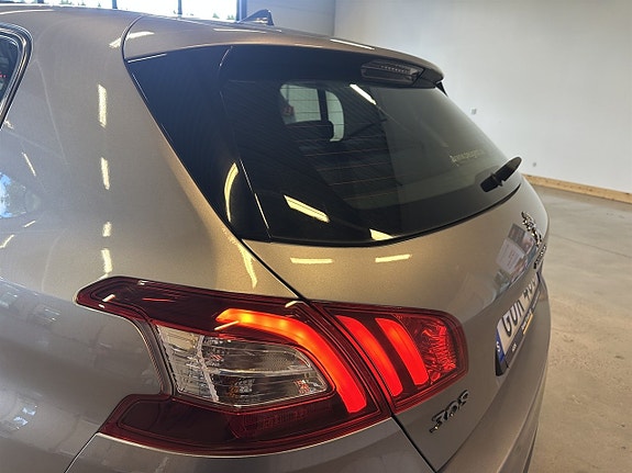 Peugeot 308 16 of 17