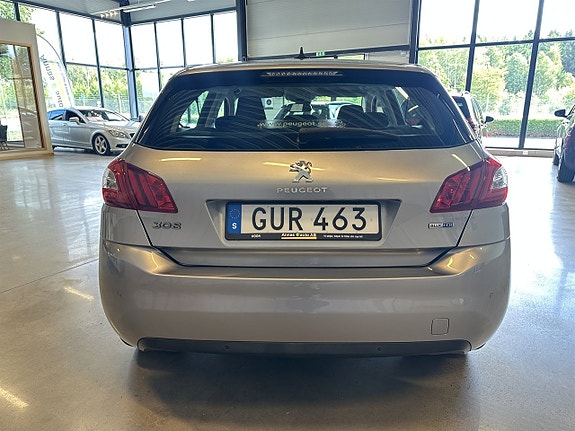 Peugeot 308 3 of 17