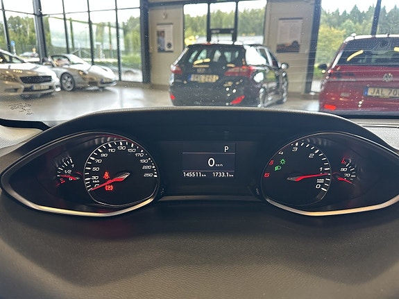 Peugeot 308 14 of 17