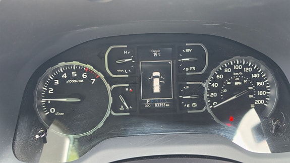 Toyota Tundra 13 of 16