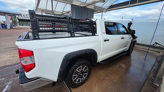 Toyota Tundra 3 of 16