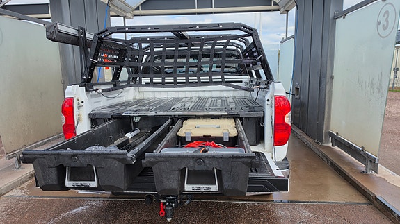 Toyota Tundra 4 of 16