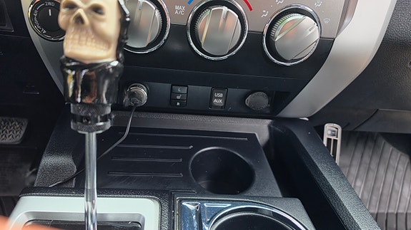 Toyota Tundra 16 of 16