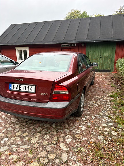 Volvo S80 4 of 4