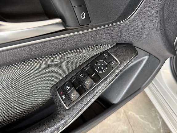 Mercedes-Benz A180 24 of 24