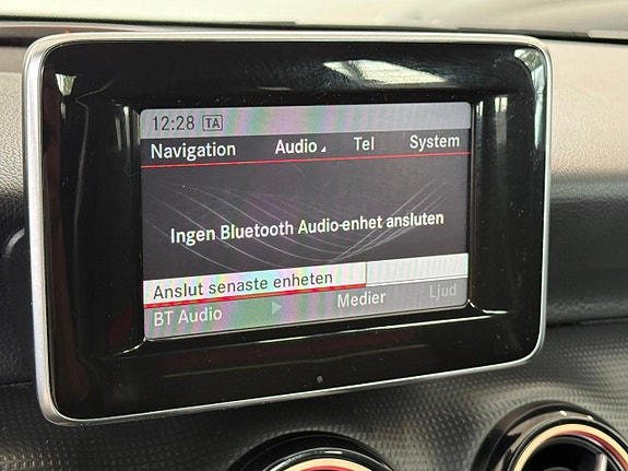Mercedes-Benz A180 16 of 24
