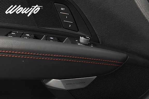 Audi e-tron 10 of 26