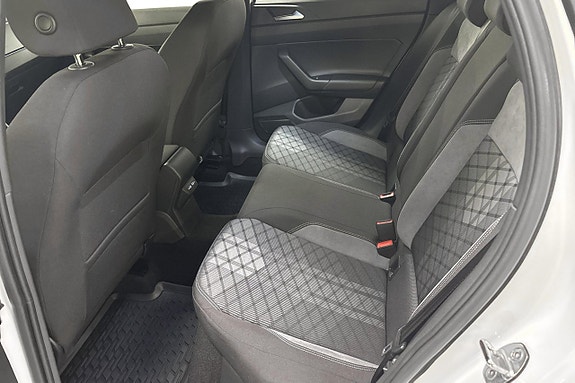 Volkswagen Taigo 16 of 21