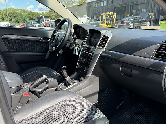 Chevrolet Captiva 5 of 7