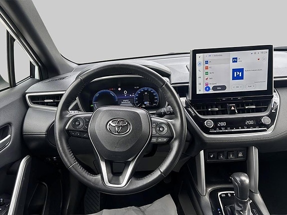 Toyota Corolla Cross 8 of 10