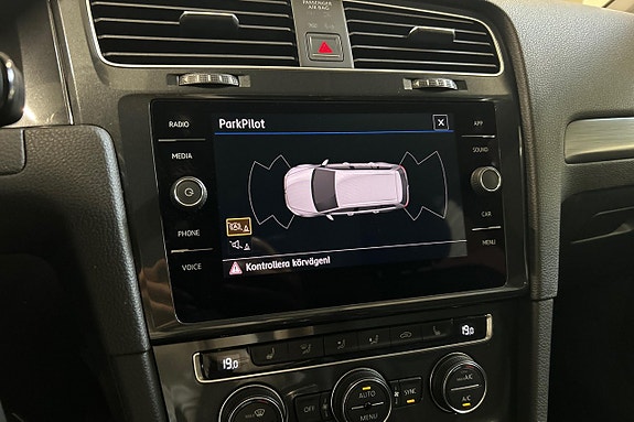Volkswagen Golf I 19 of 22