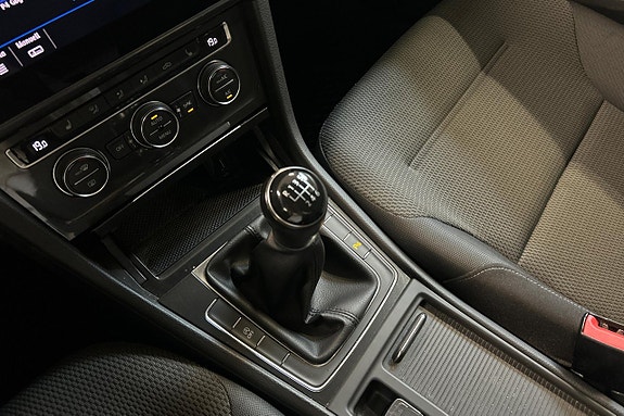 Volkswagen Golf I 21 of 22