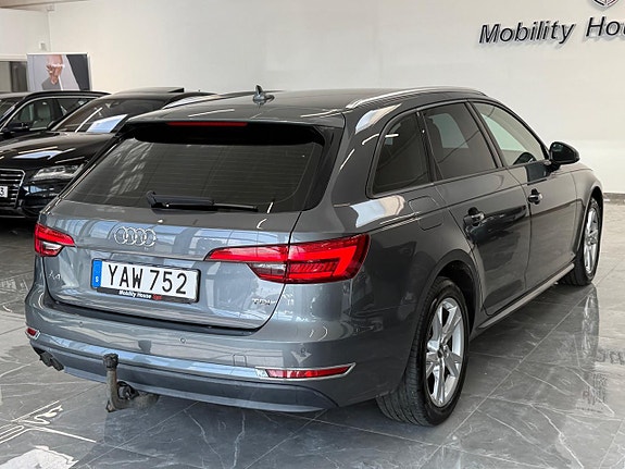 Audi A4 5 of 25