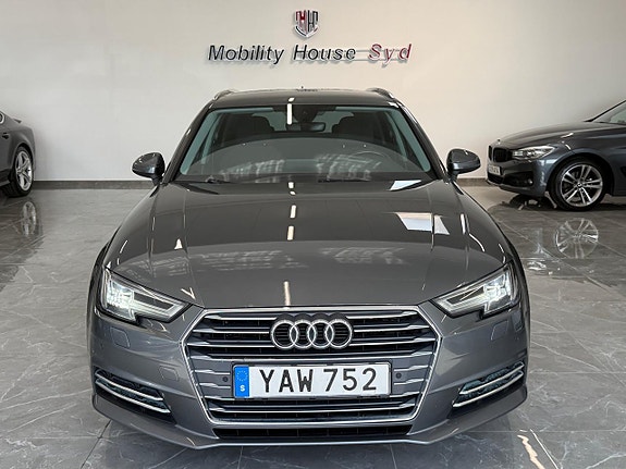 Audi A4 6 of 25