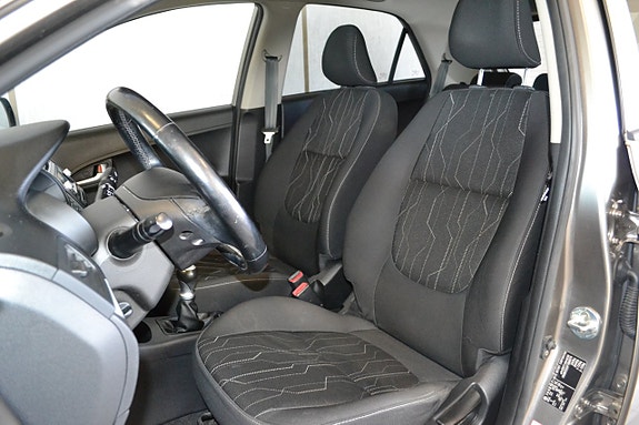 Kia Picanto 5 of 10