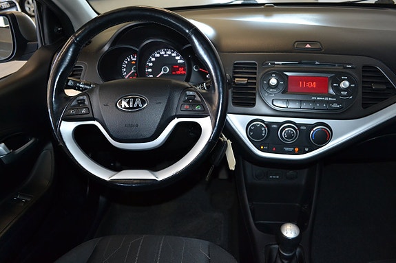 Kia Picanto 6 of 10