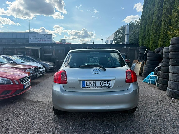 Toyota Auris 6 of 9