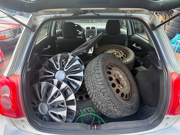 Toyota Auris 9 of 9