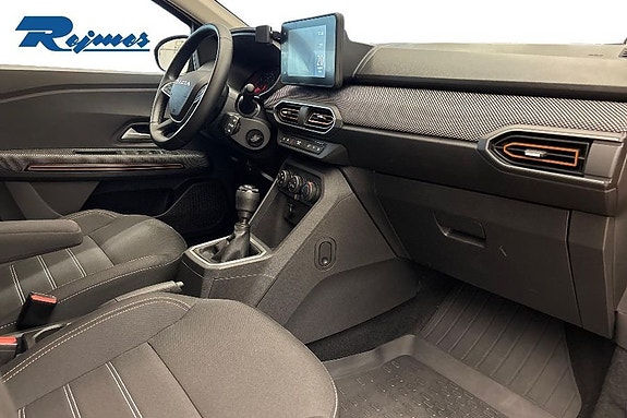 Dacia Sandero 6 of 20