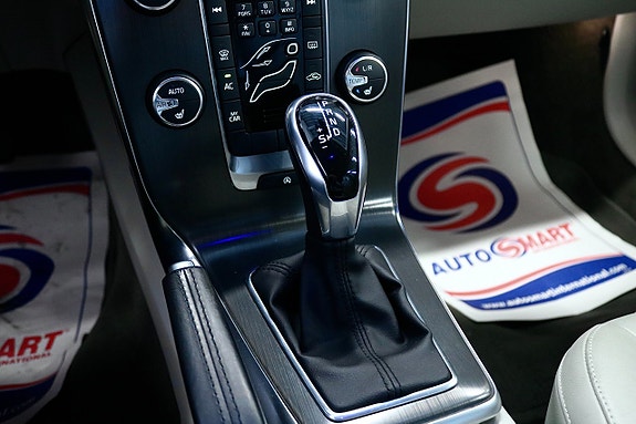 Volvo V40 18 of 23