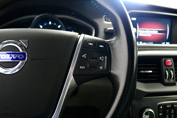 Volvo V40 13 of 23