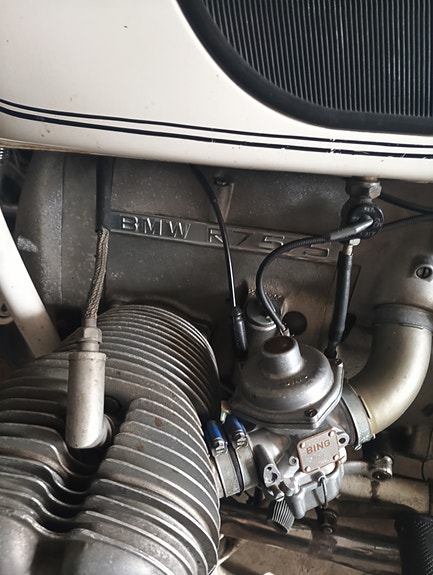 BMW R 75/5 3 of 4