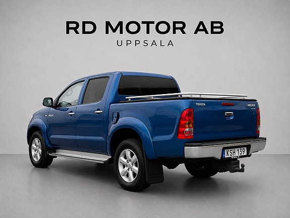 Toyota HiLux 5 of 24