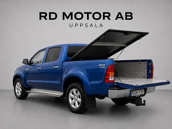 Toyota HiLux 8 of 24