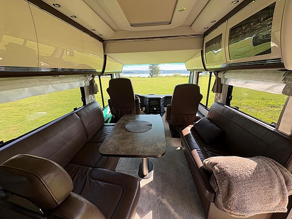 Morelo EMPIRE LINER 110 GSB 4 of 13