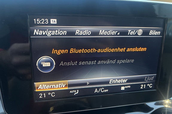 Mercedes-Benz C300 25 of 26