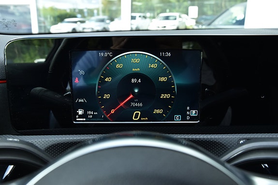 Mercedes-Benz A180 25 of 29