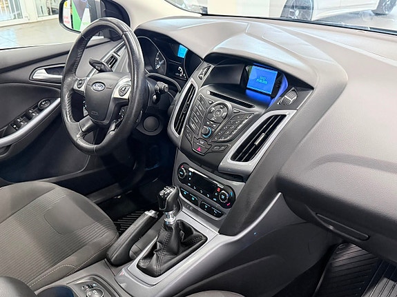 Ford Focus 7 of 15