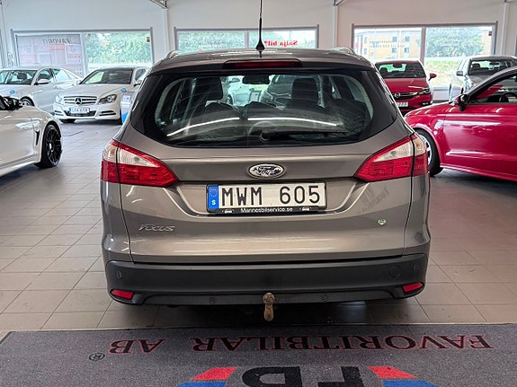Ford Focus 15 of 15