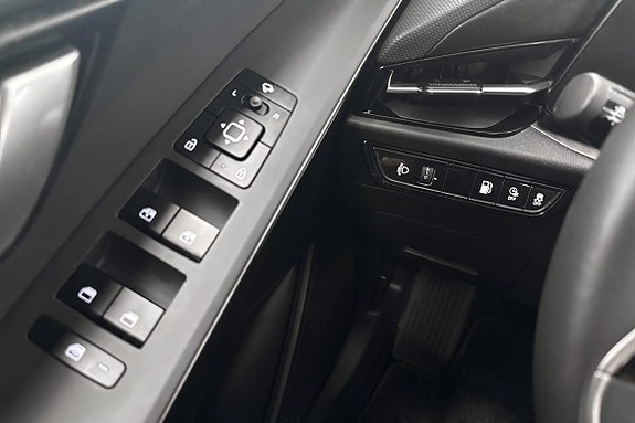 Kia Niro 10 of 21