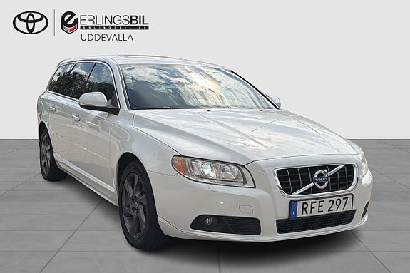 Volvo V70 14 of 16