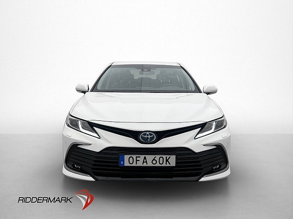 Toyota Camry 3 of 24