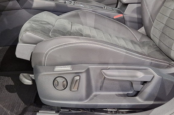 Volkswagen Passat 8 of 17