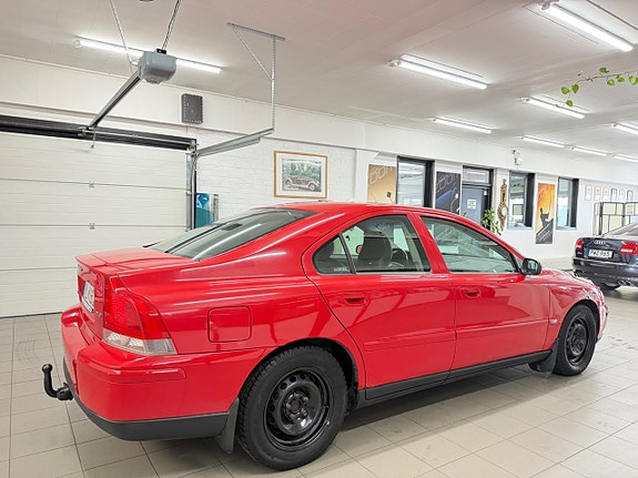 Volvo S60 9 of 27