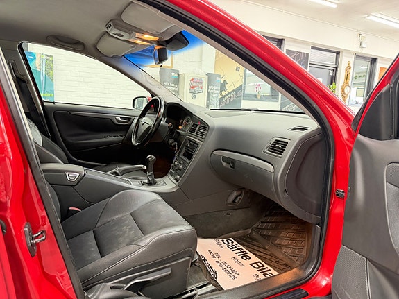 Volvo S60 12 of 27