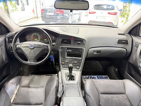 Volvo S60 17 of 27