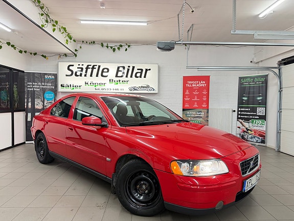 Volvo S60 4 of 27