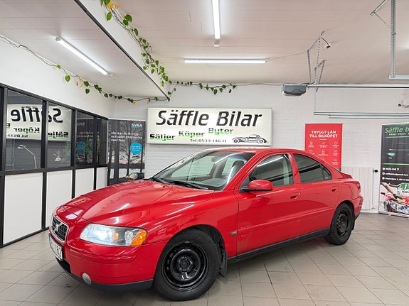 Volvo S60 2 of 27