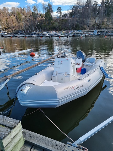 Pro Open 550 med Yamaha 100  hk 2 of 3