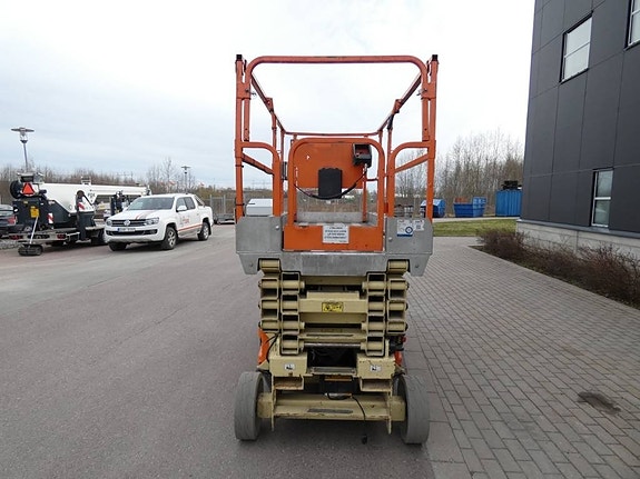 JLG 3246 ES 2 of 8