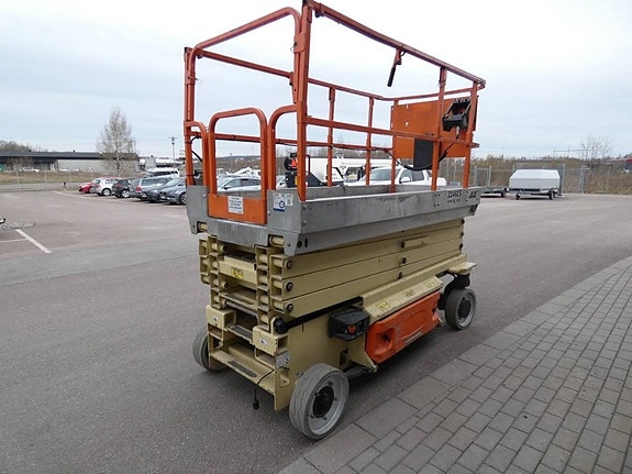 JLG 3246 ES 3 of 8