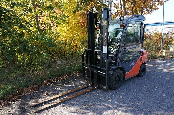 Toyota 02-8FGF25 2 of 9